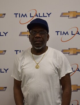 Staff member Mr.Jett from ID_3c115c817403