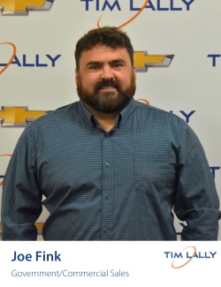 Staff member Joe Fink from ID_34e05e2fbcb4
