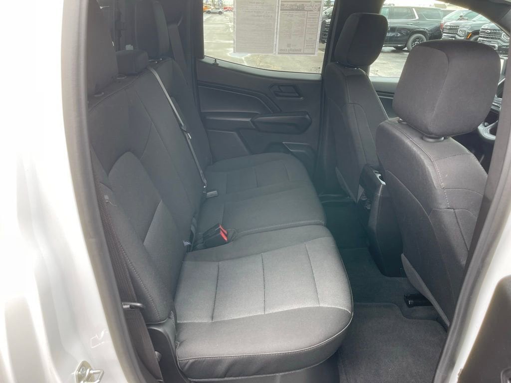 2025 Chevrolet Colorado Trail Boss - Photo 25