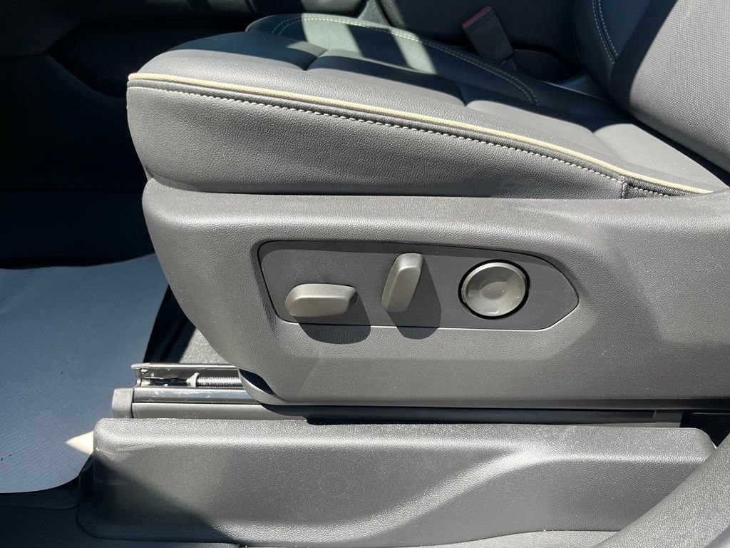 2026 Chevrolet Tahoe Premier - Photo 13