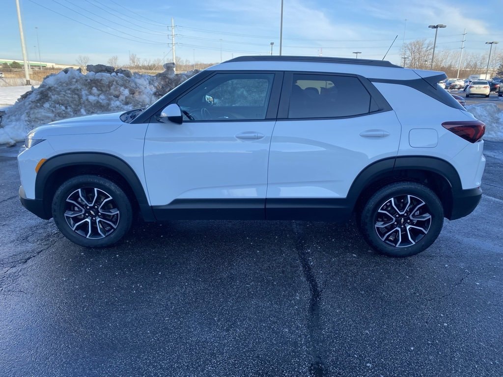 Used 2023 Chevrolet Trailblazer Activ SUV