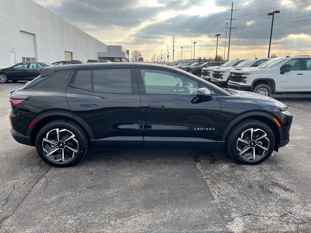 2026 Chevrolet Equinox EV 1LT - Photo 8