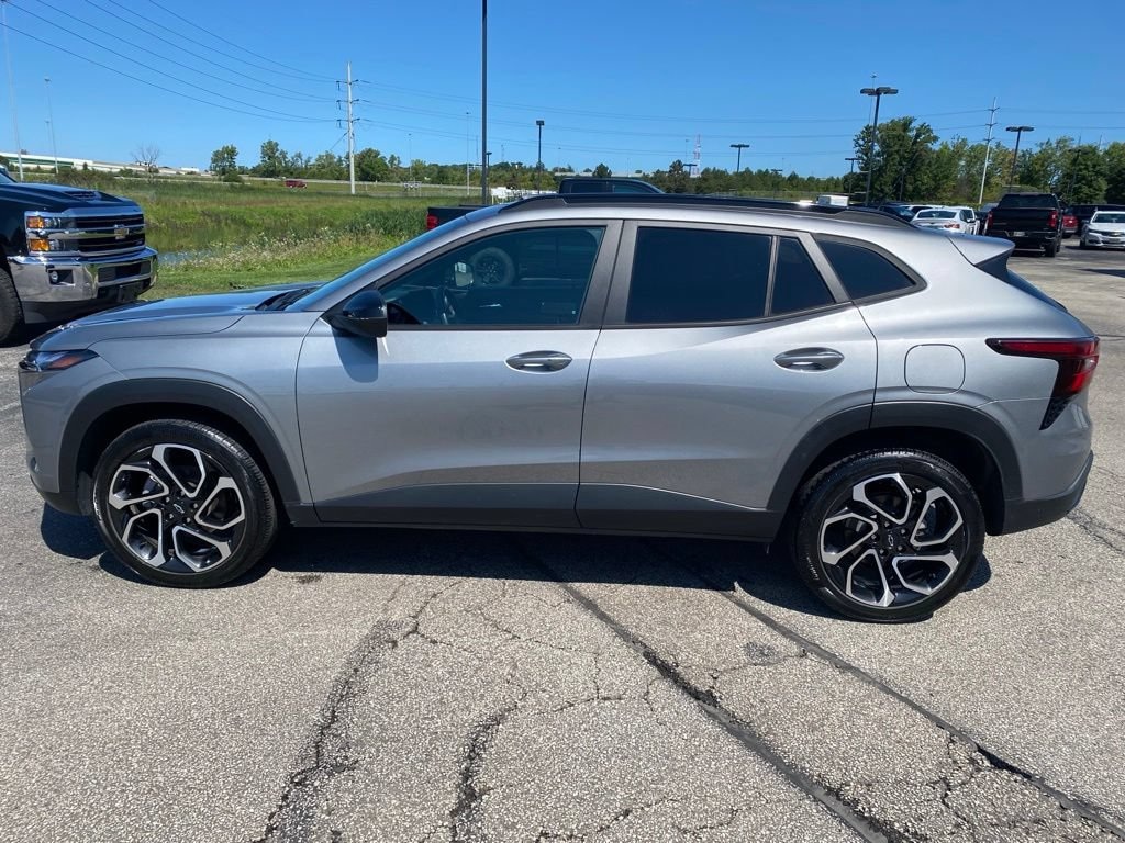 Used 2024 Chevrolet Trax 2RS SUV