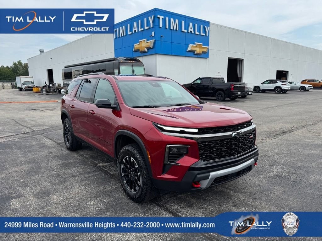 Used 2025 Chevrolet Traverse Z71 SUV