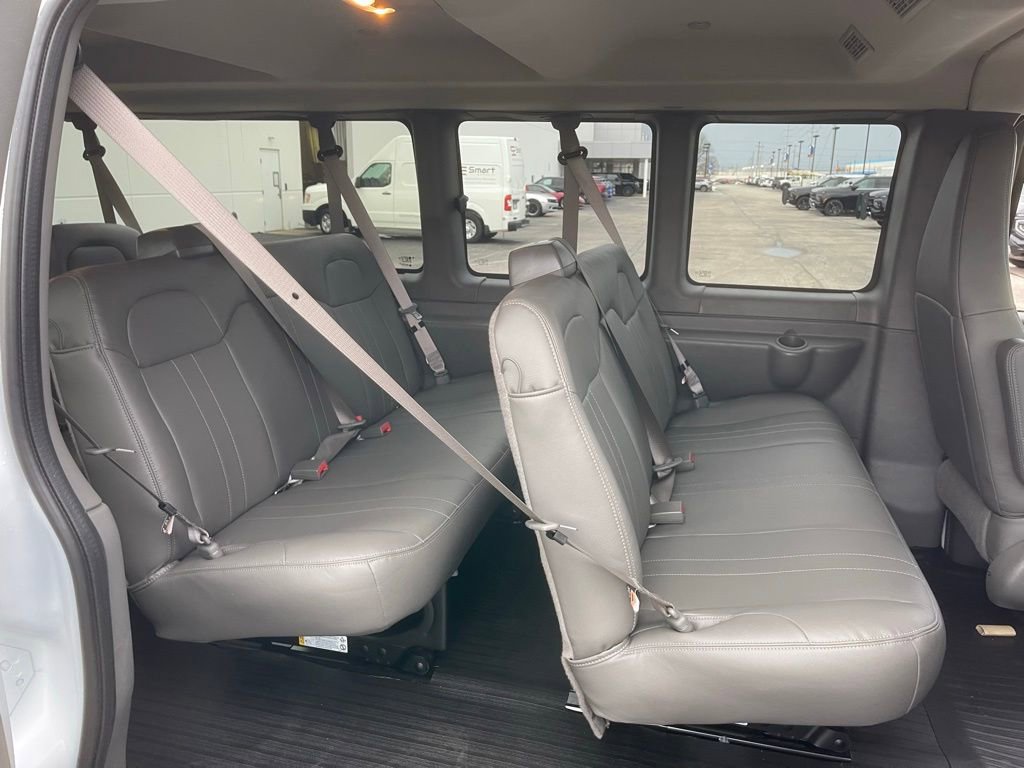 2025 Chevrolet Express Passenger LS - Photo 20