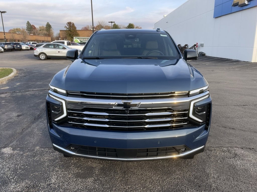 New 2026 Chevrolet Suburban LT SUV