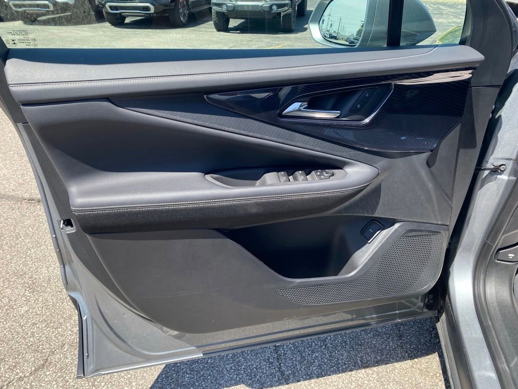 2026 Chevrolet Blazer EV LT - Photo 9