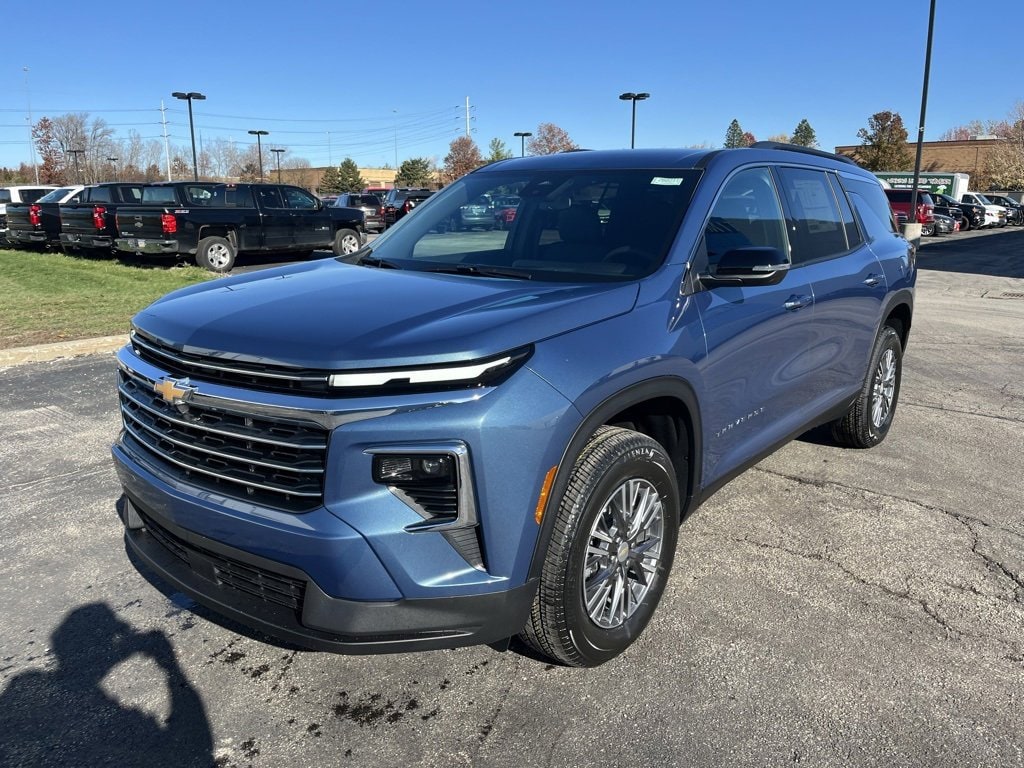 New 2026 Chevrolet Traverse LT SUV