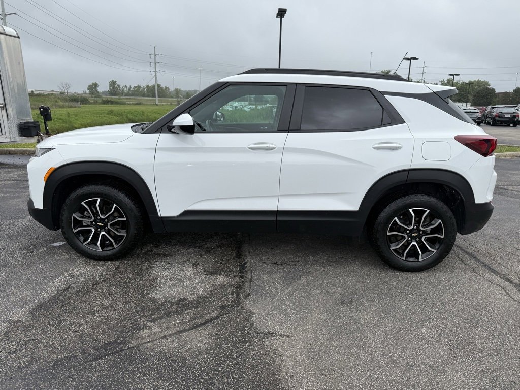 2023 Chevrolet Trailblazer ACTIV photo 2