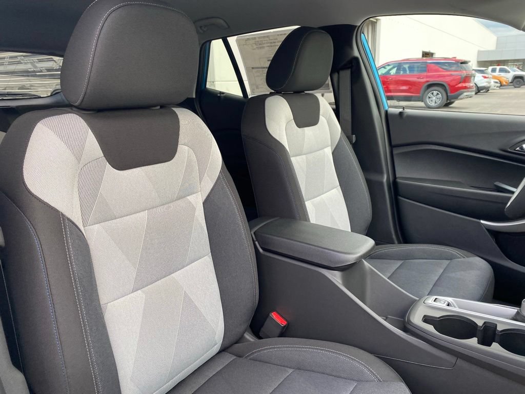 2026 Chevrolet Trax LS - Photo 18