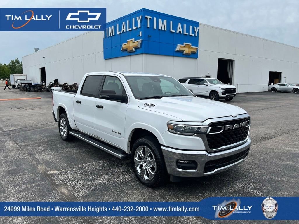 2026 RAM 1500 Big Horn/Lone Star 4x4 Crew Cab 5'7's photo