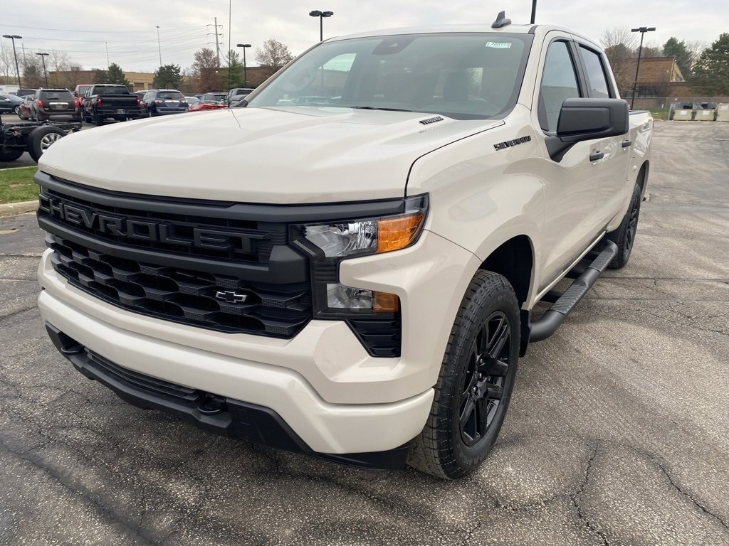 New 2026 Chevrolet Silverado 1500 Custom Truck