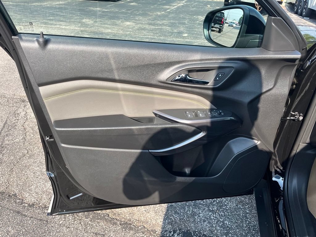 2026 Chevrolet Trax Activ - Photo 9