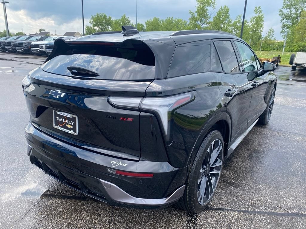 2026 Chevrolet Blazer EV SS - Photo 7