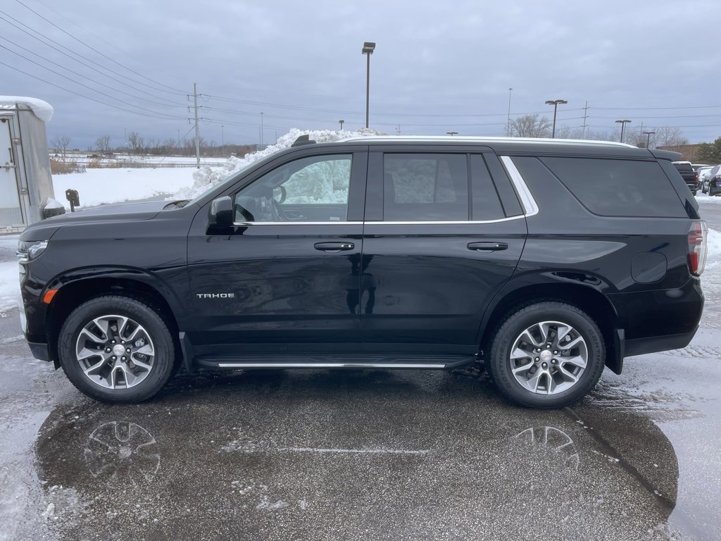 2024 Chevrolet Tahoe LS photo 3