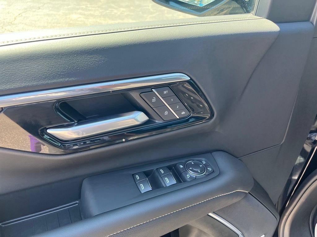 2026 Chevrolet Tahoe Premier - Photo 10