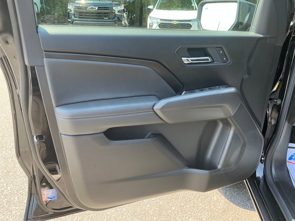 2026 Chevrolet Colorado LT - Photo 10