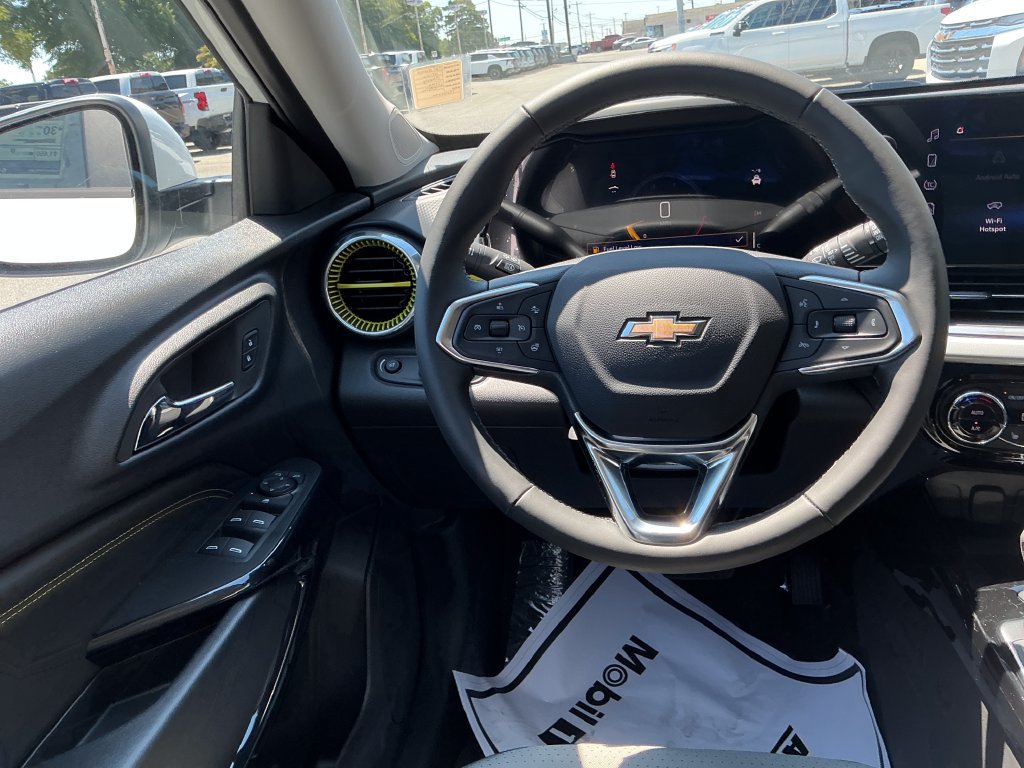 2026 Chevrolet Trax LT - Photo 13