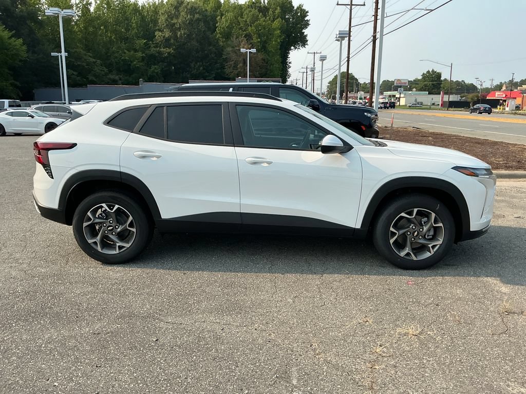 2026 Chevrolet Trax LT - Photo 6
