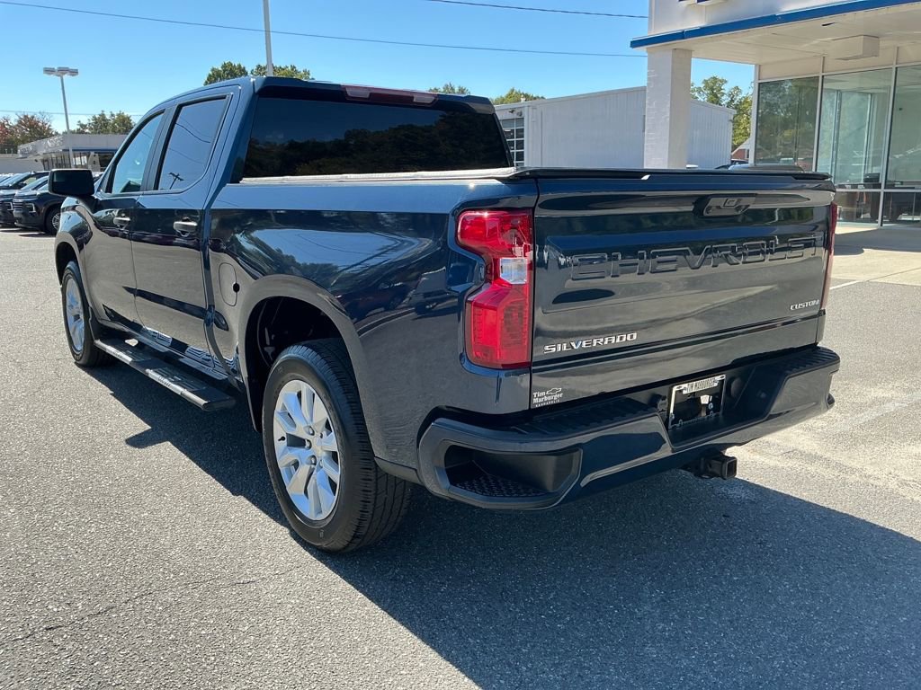2022 Chevrolet Silverado 1500 Custom photo 3