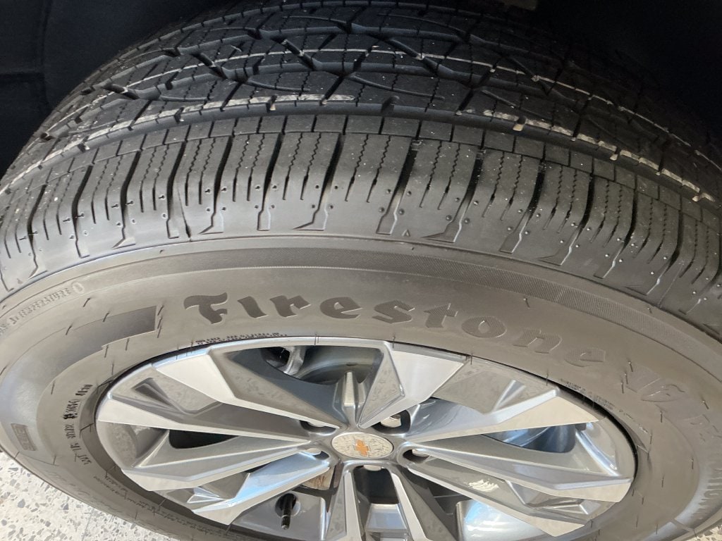 2027 Chevrolet Equinox LT - Photo 26