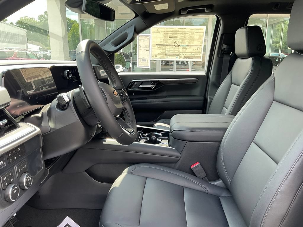 2026 Chevrolet Tahoe LT - Photo 9