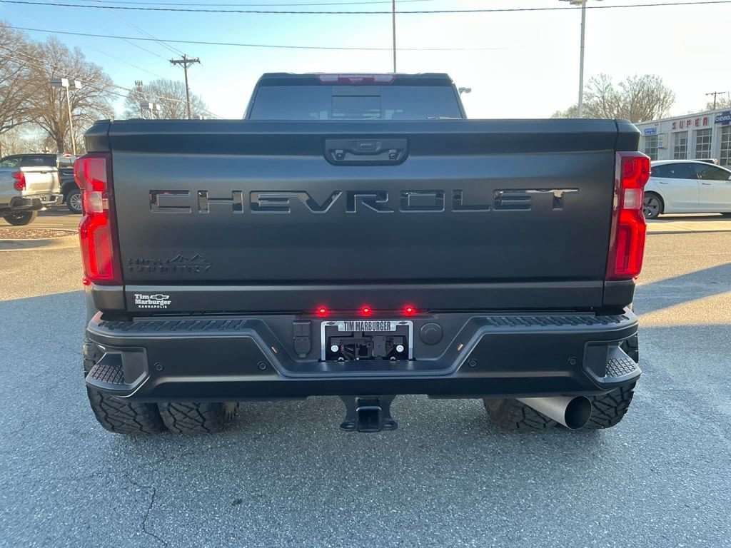 Used 2025 Chevrolet Silverado 3500 HD High Country DRW Truck Crew Cab