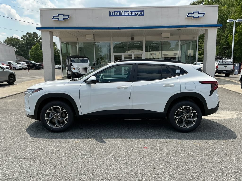 2026 Chevrolet Trax LT - Photo 2