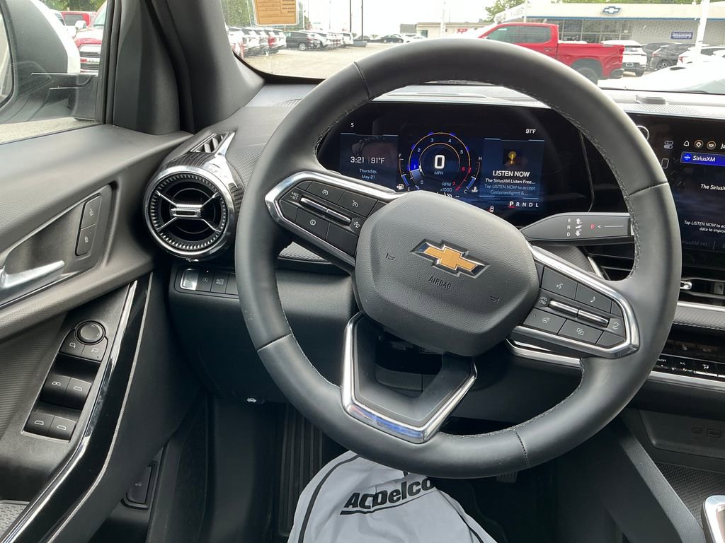 2026 Chevrolet Equinox LT - Photo 13