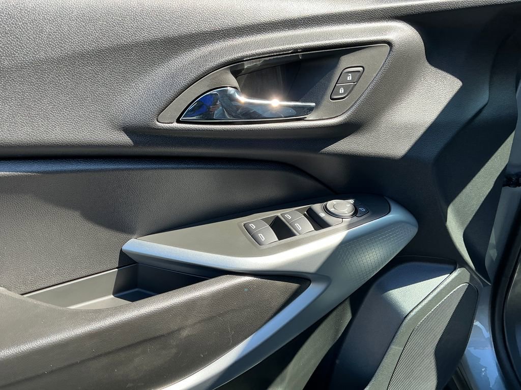 2026 Chevrolet Trax LS - Photo 11