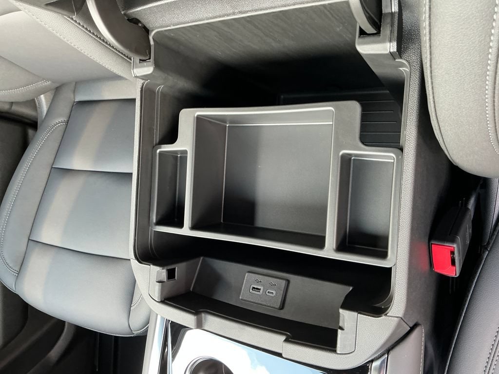 2026 Chevrolet Tahoe LT - Photo 25