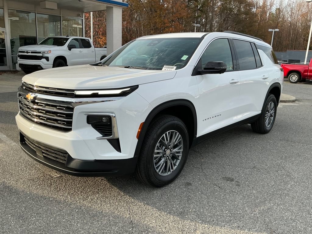 2026 Chevrolet Traverse LT's photo