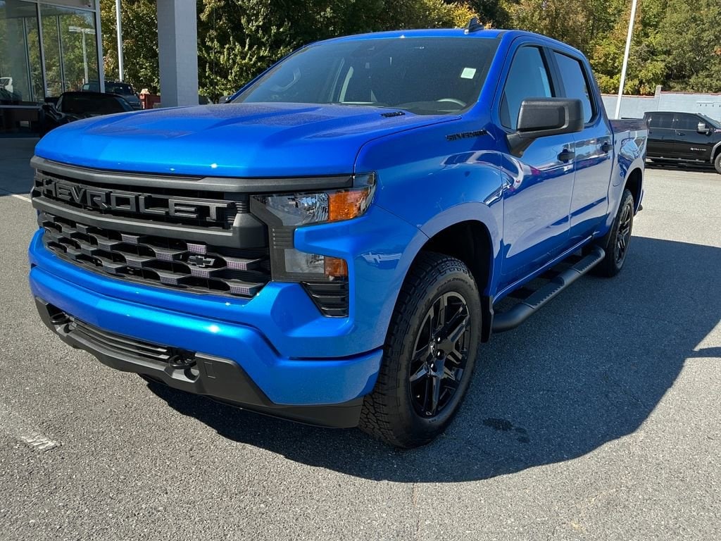 2026 Chevrolet Silverado 1500 Custom's photo