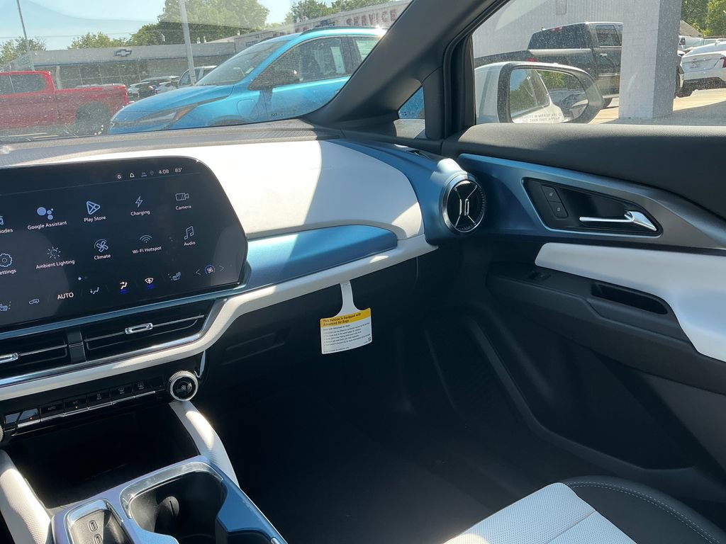 2025 Chevrolet Equinox EV 1LT - Photo 16
