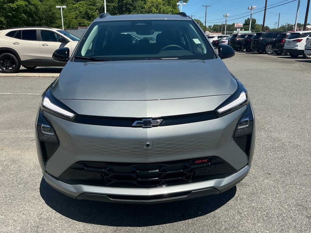 2027 Chevrolet Bolt RS - Photo 8