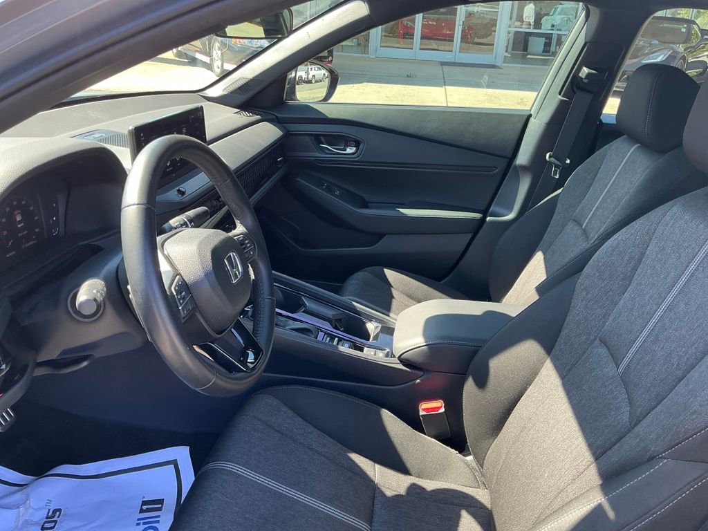 2024 Honda Accord Hybrid Sport photo 2