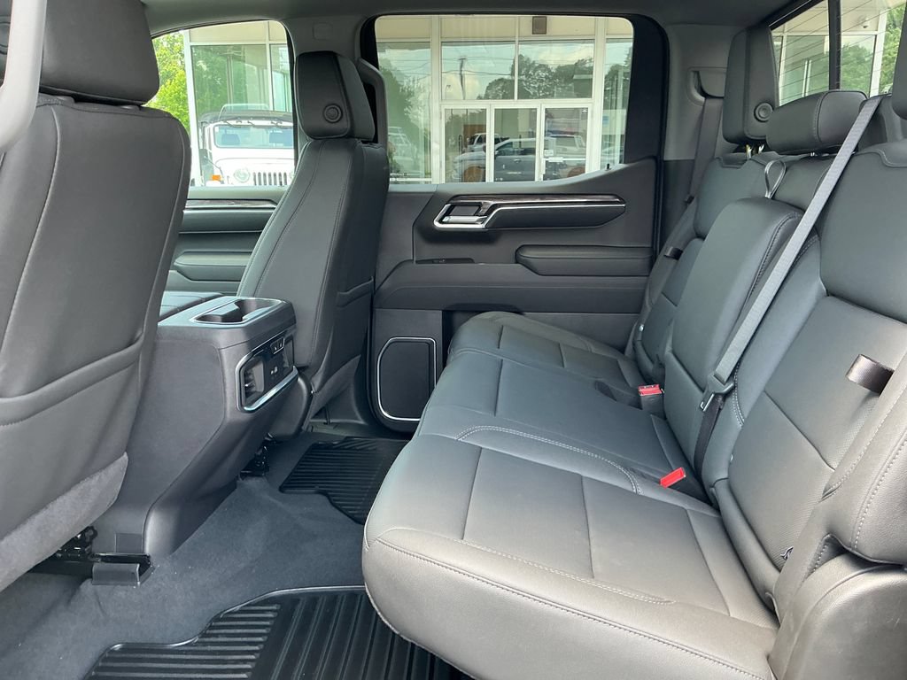 2026 Chevrolet Silverado 1500 LTZ - Photo 23