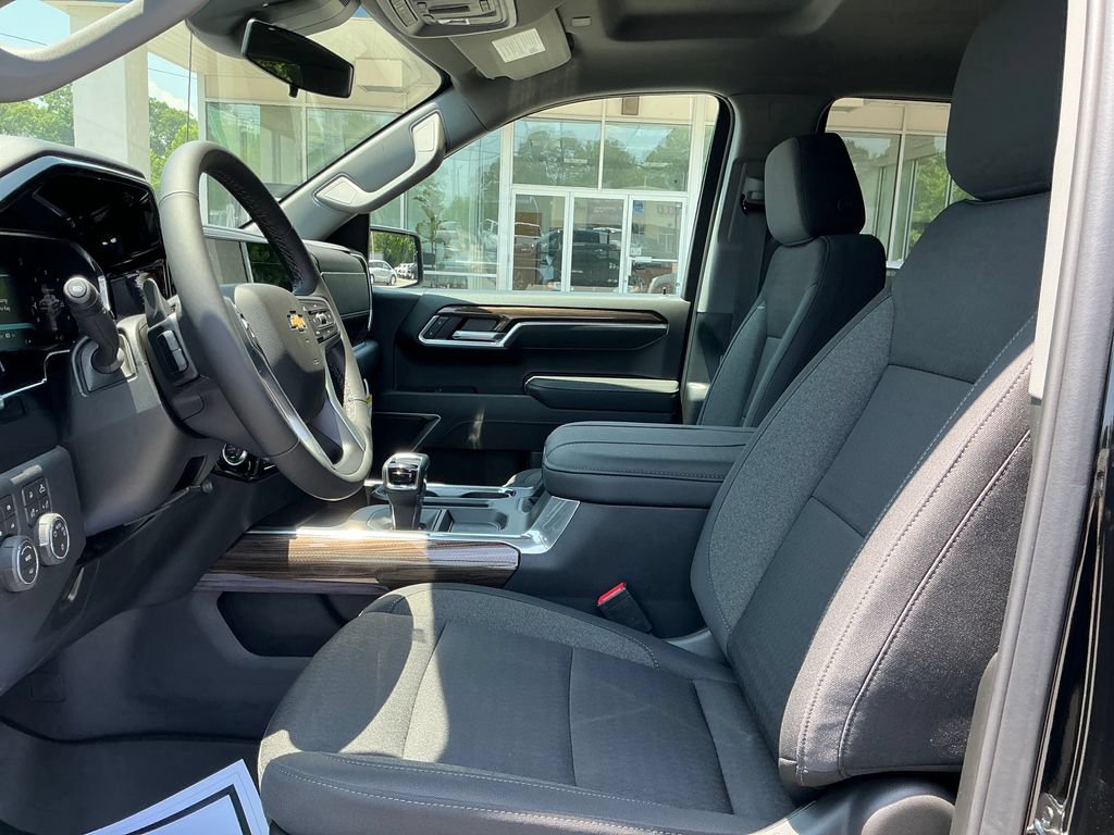 2026 Chevrolet Silverado 1500 LT - Photo 9