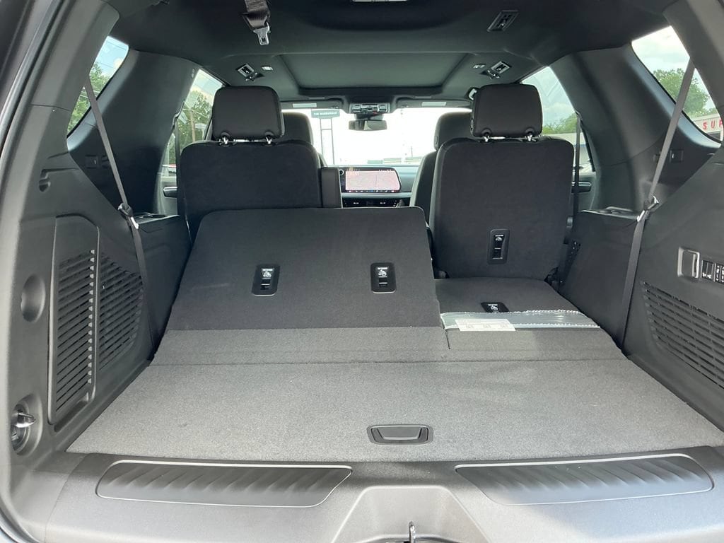 2026 Chevrolet Tahoe LT - Photo 22