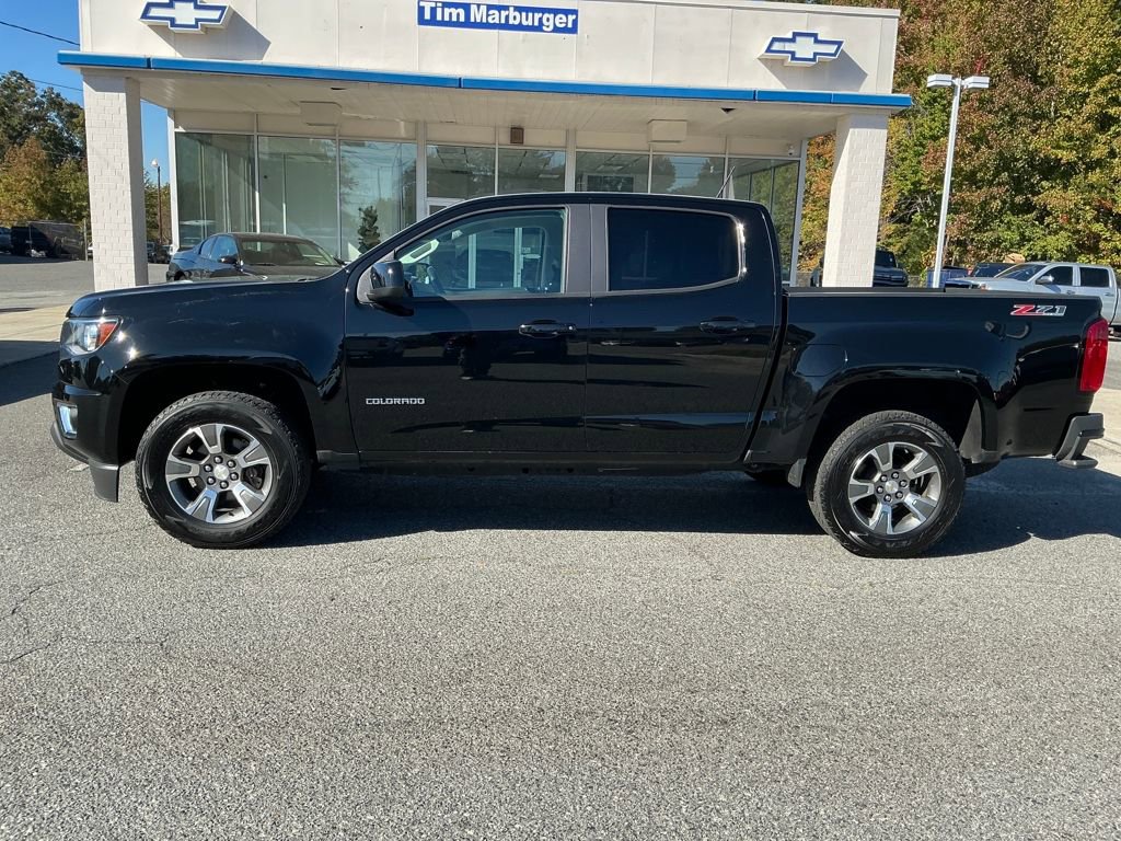 2020 Chevrolet Colorado Z71 photo 2