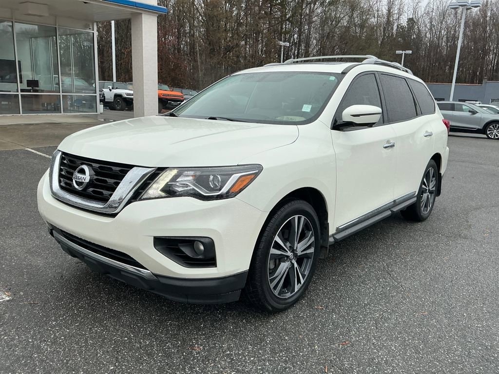 2020 Nissan Pathfinder Platinum
