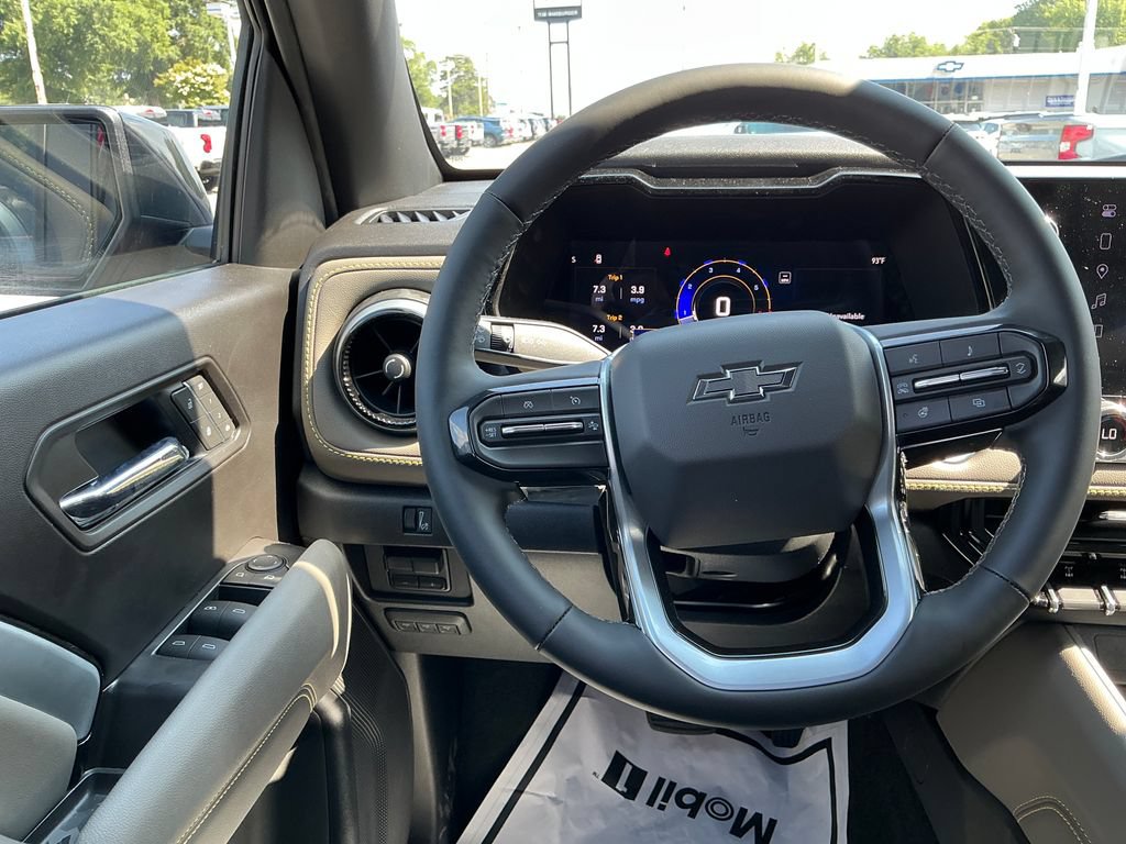 2026 Chevrolet Colorado ZR2 - Photo 13