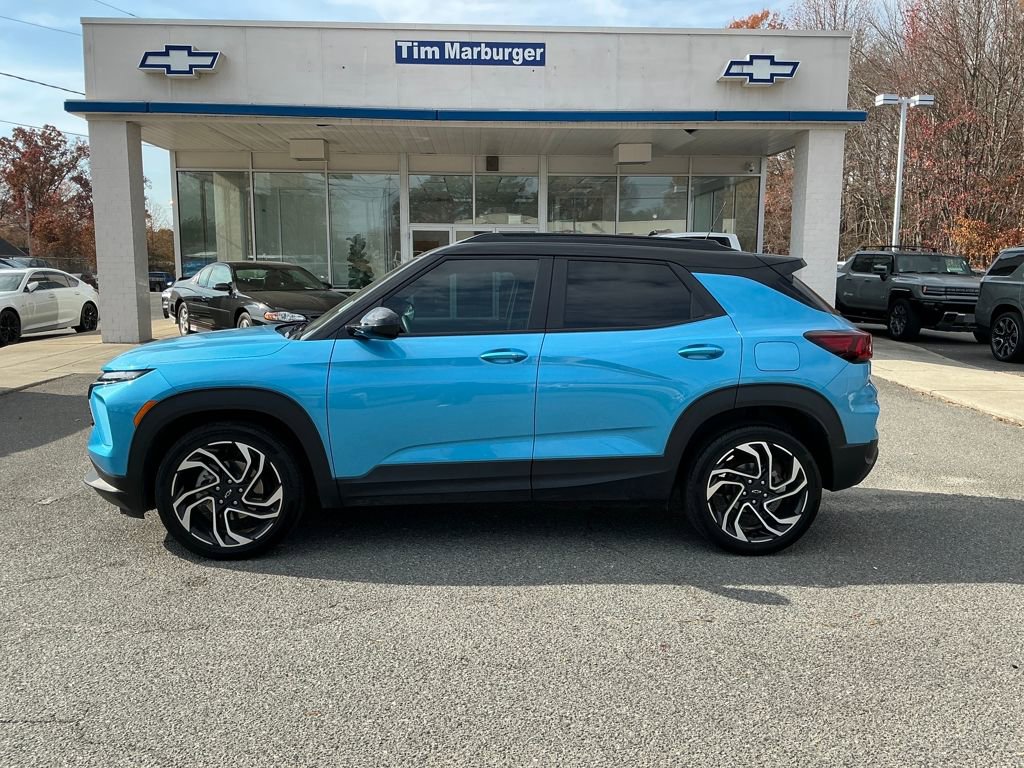 2025 Chevrolet Trailblazer RS photo 2