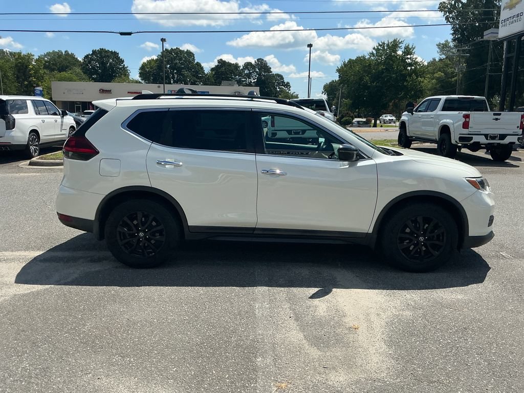 2018 Nissan Rogue SV - Photo 6