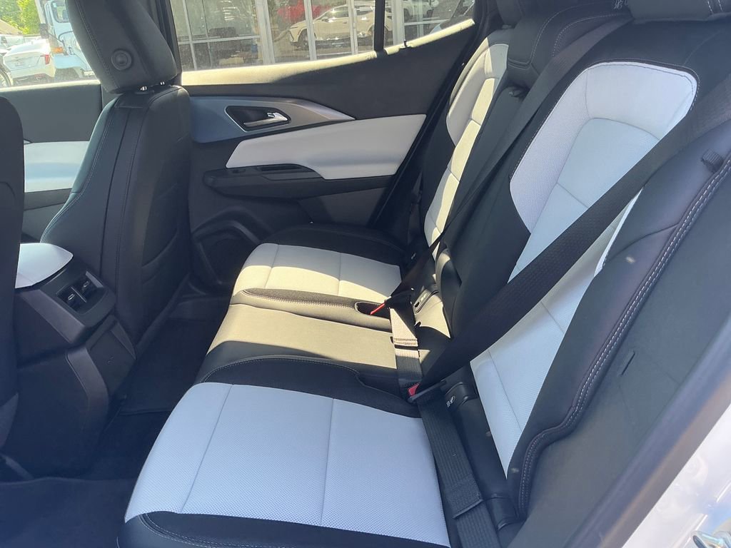 2025 Chevrolet Equinox EV 1LT - Photo 23