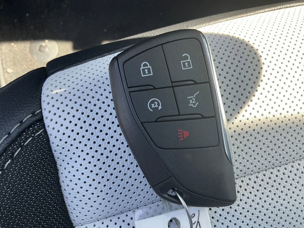 2025 Chevrolet Equinox EV 1LT - Photo 28