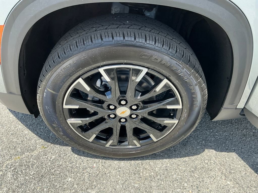 2026 Chevrolet Traverse LT - Photo 26