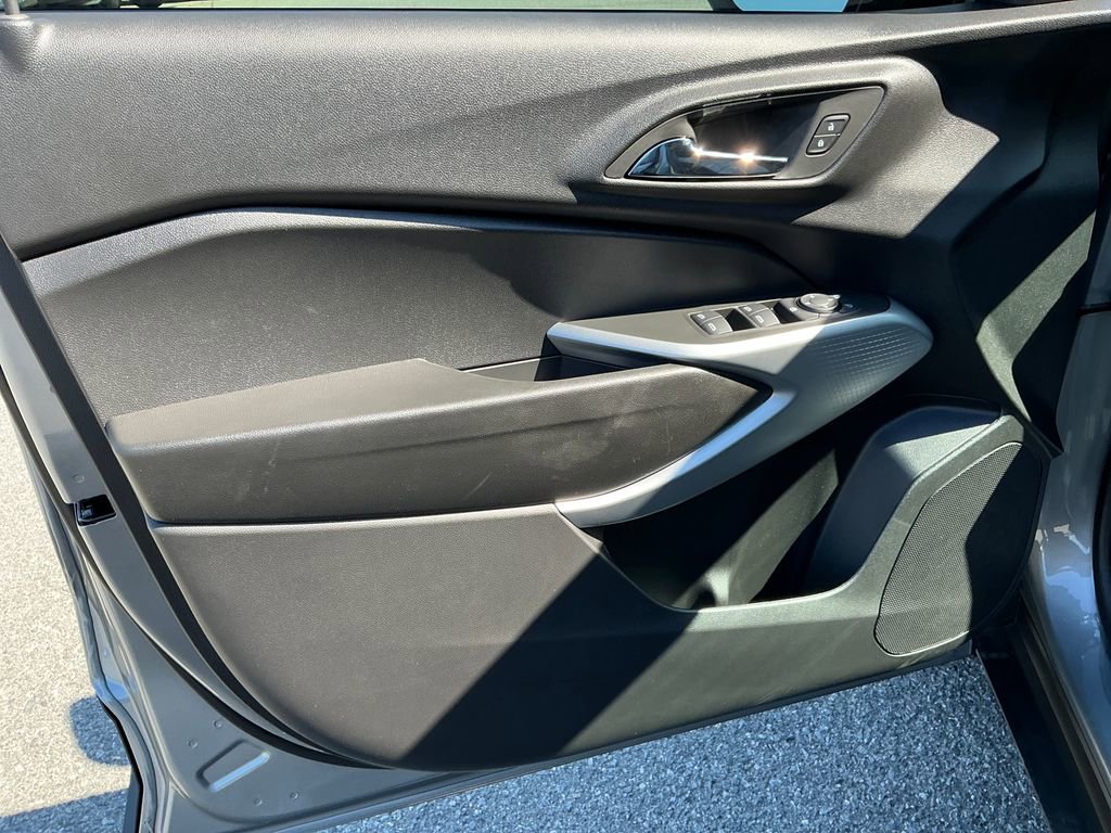 2026 Chevrolet Trax LS - Photo 10