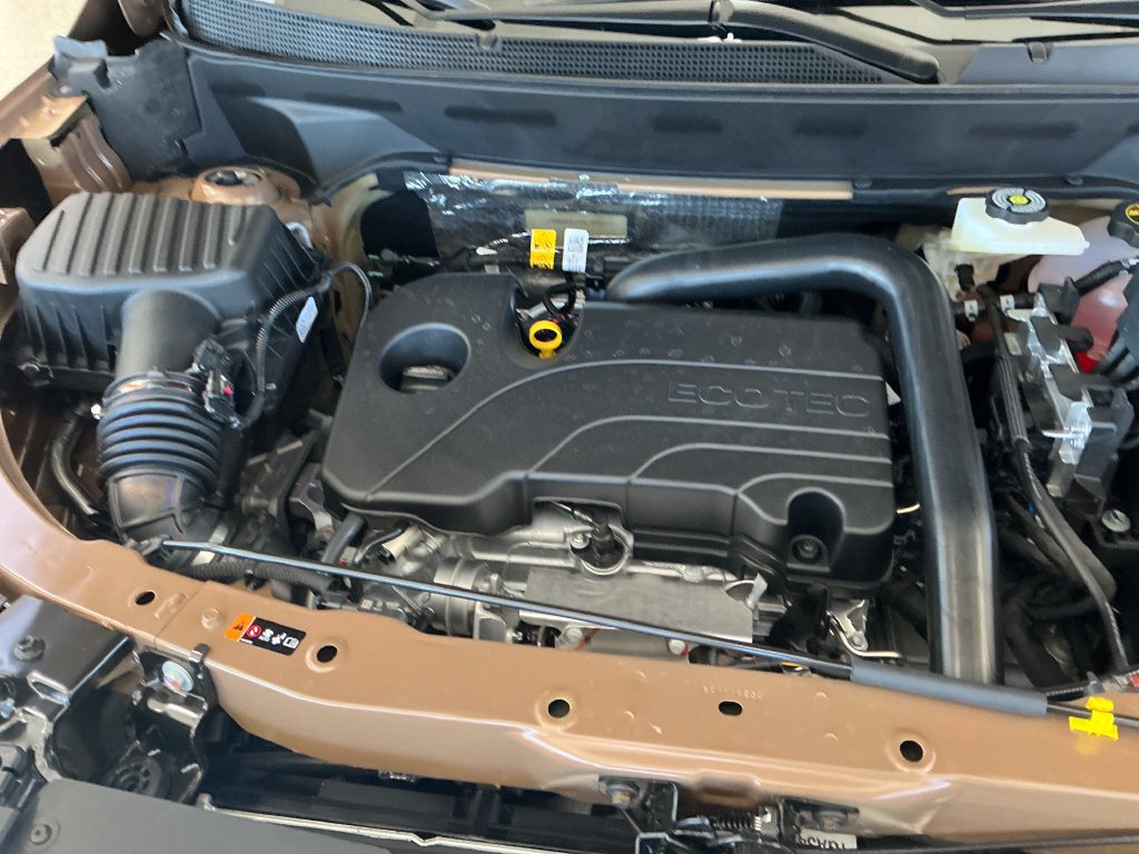2027 Chevrolet Equinox LT - Photo 20