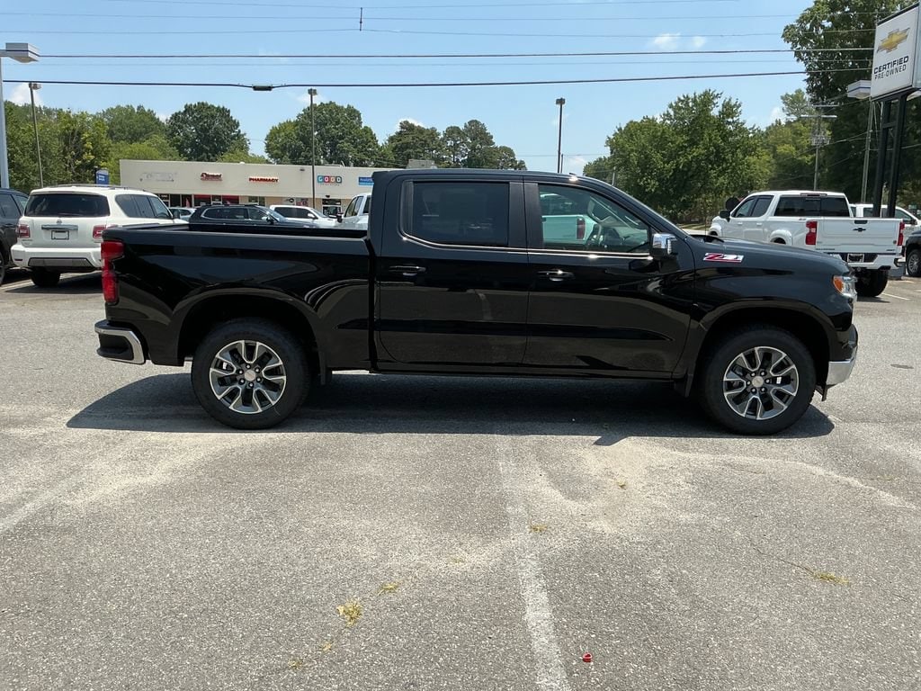 2026 Chevrolet Silverado 1500 LT - Photo 6